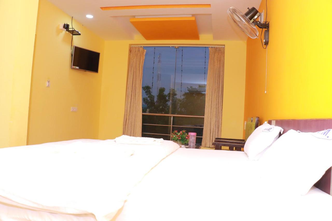 Avm Residency Hotel Paramagudi Exterior foto