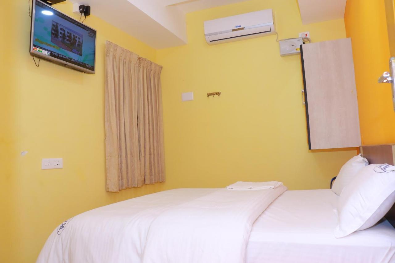 Avm Residency Hotel Paramagudi Exterior foto
